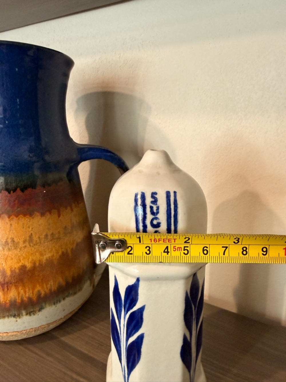 Vintage Williamsburg Pottery - Salt Glazed stoneware sugar shaker - Picture 4 of 4